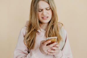 Why Do I Get Anxious When My Partner Doesn’t Reply?